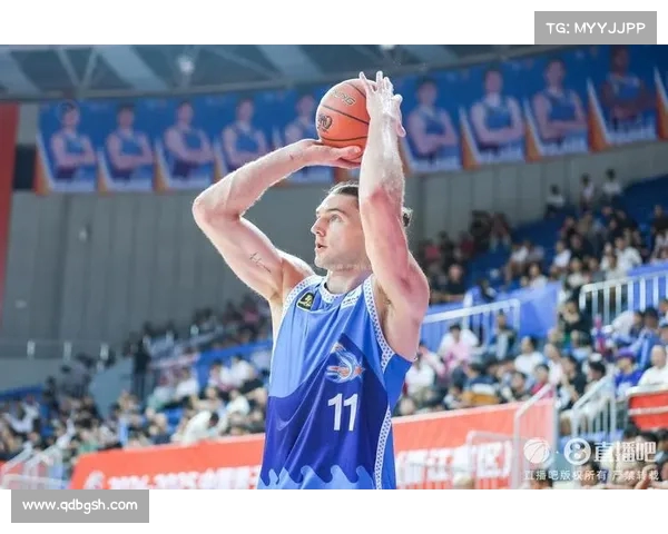NBL外援维塔尔遭恶犯致伤 付政浩为其职业生涯前途担忧 NBL外援维塔尔遭恶犯致伤 付政浩为其职业生涯前途担忧
